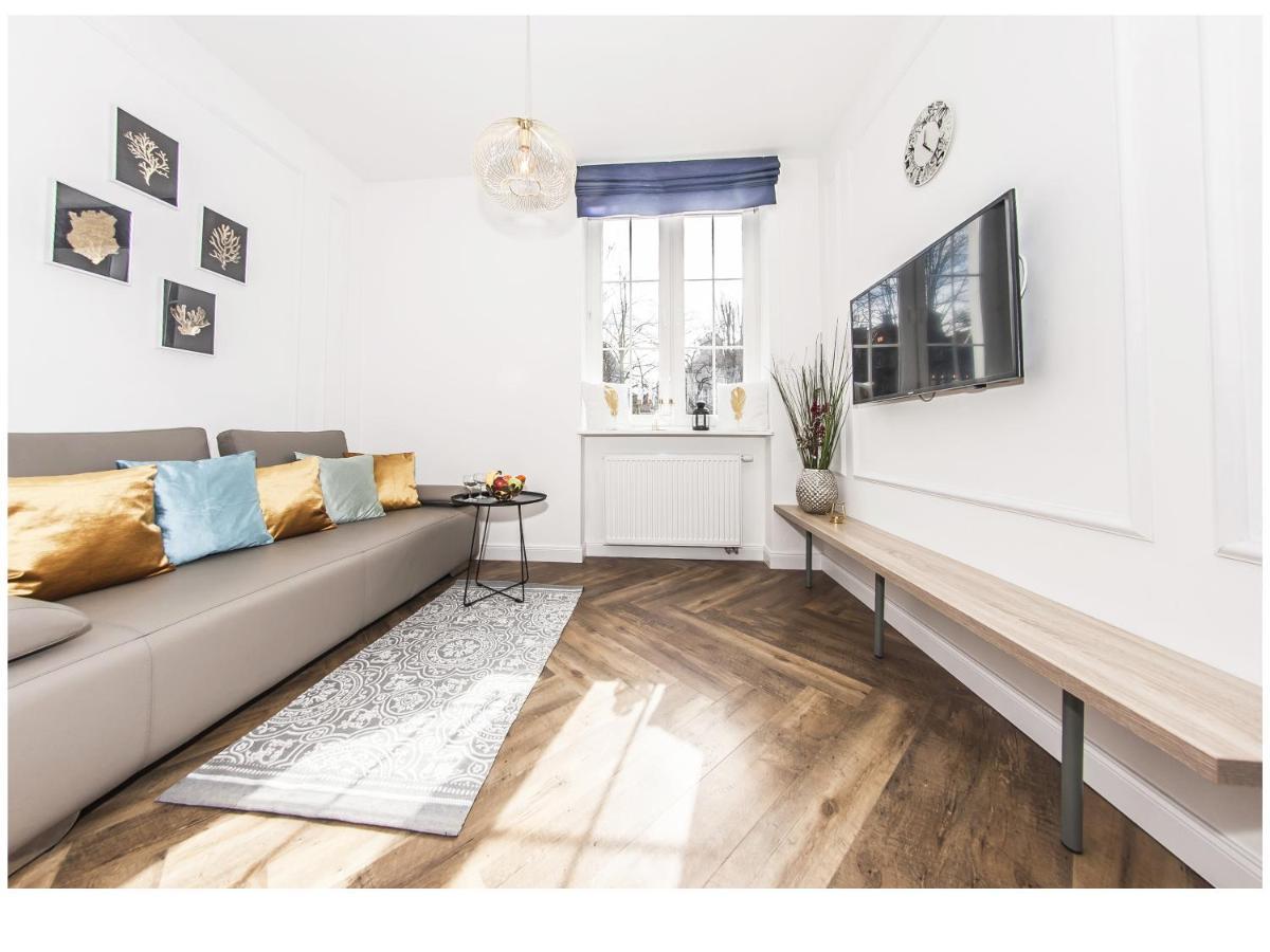 Family Luxury Gold Apartament & Playstation, 1-6, 2 Sypialnie I Salon, 100M Bazylika Gdansk Exterior photo
